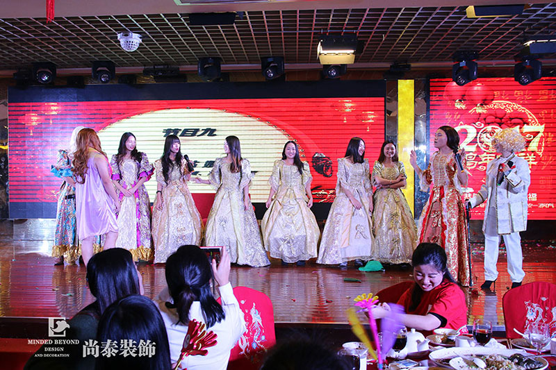 深圳辦公室裝修公司,尚泰裝飾集團,公司年會 深圳辦公室裝修公司,尚泰裝飾集團,公司年會