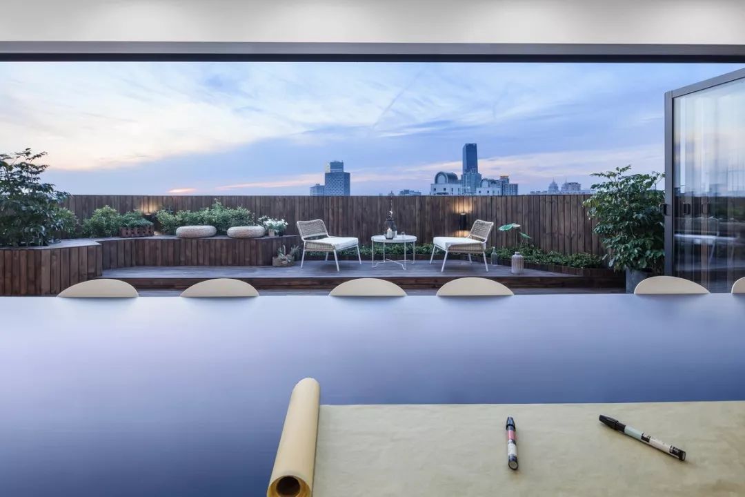 辦公室設(shè)計(jì)裝修效果圖