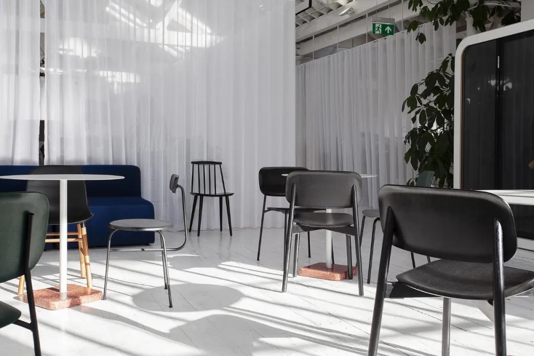 科技公司辦公休閑空間裝修圖片