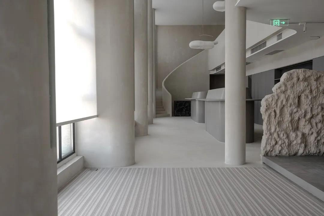 灰得自然辦公室設(shè)計(jì)效果圖