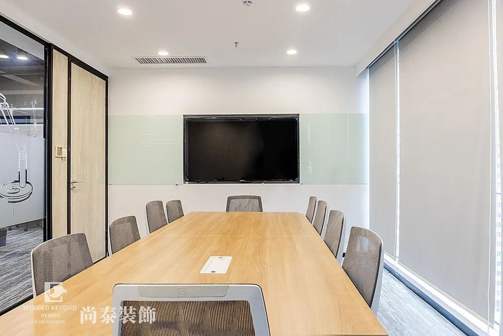 電子產品公司辦公室會議室裝修實景圖