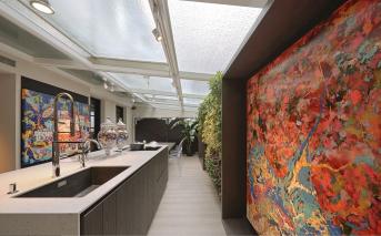 像這樣的辦公室裝修設(shè)計：我在陽光下思考～這樣上班好幸福！