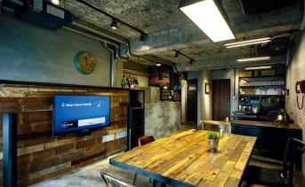 辦公室裝修效果圖:結合住家工作，獨創(chuàng)又多元的工業(yè)風格空間